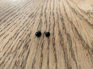 Ögon 6mm svart glas 10par