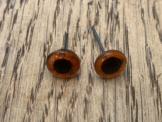 Ögon 10mm, brunt glas